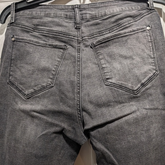 Design Lab Lord & Taylor Jeans women's size 27 - Picture 4 of 5